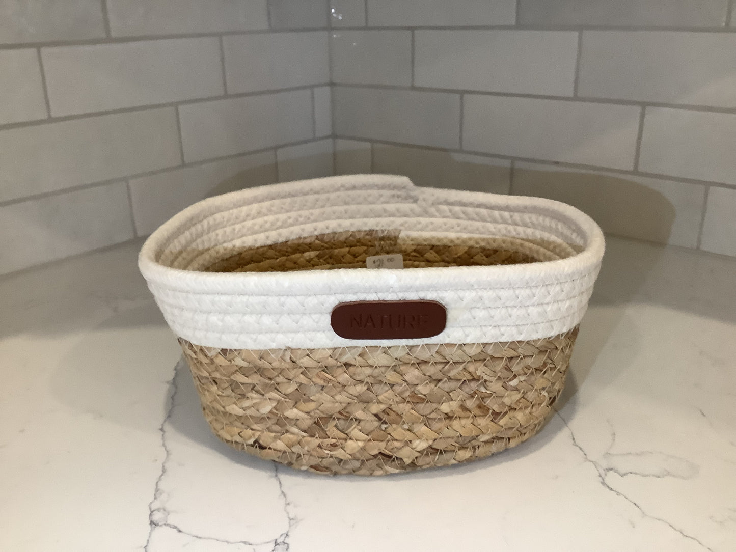 NOS2524 - Basket / White & Natural