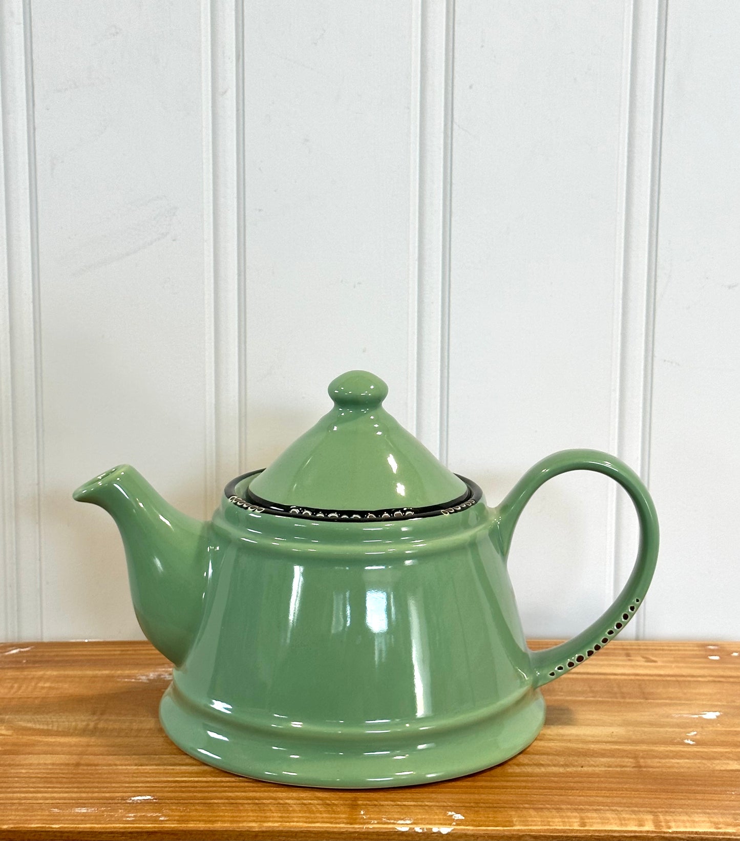 AB1537 - Teapot / Green